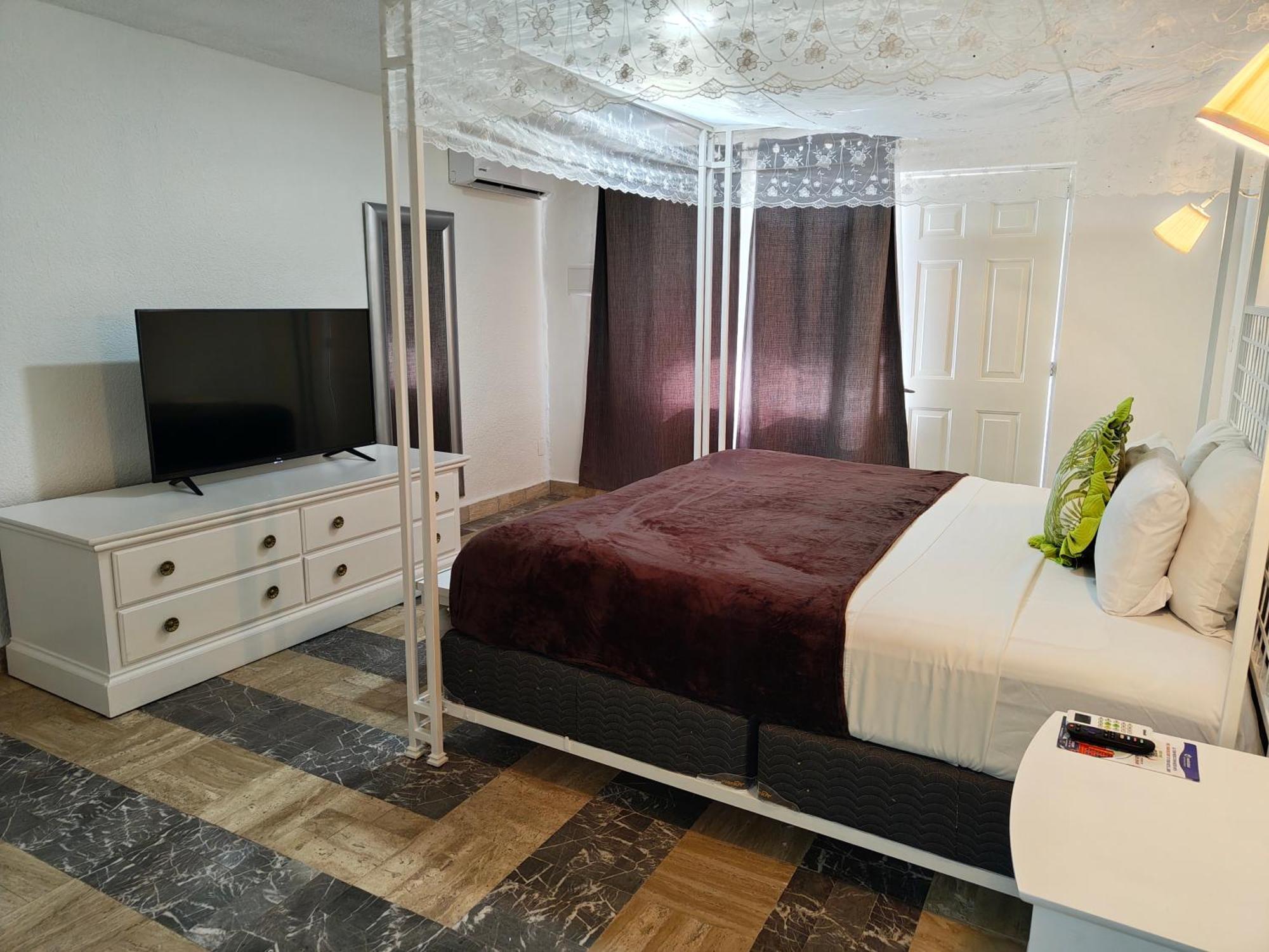 Pok Ta Pok 4 Hotell Cancún Exteriör bild